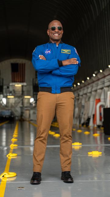 NASA image: NASA Astronaut Victor Glover Views Artemis II Rocket Stage at NASA Michoud